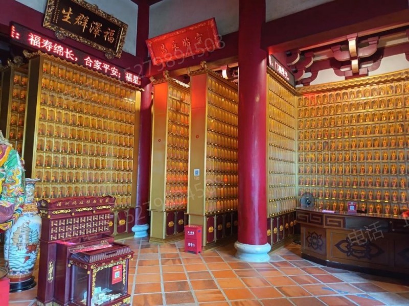 满城多层立柱万佛墙